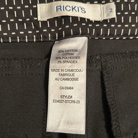 Ricki’s Capri Pants - Picture 10 of 10